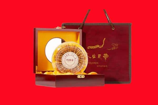 诚信求购:上饶万年县高价回收冬虫夏草是按克吗